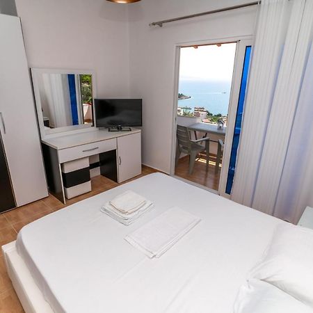 Laa Melossa Sarandë Buitenkant foto
