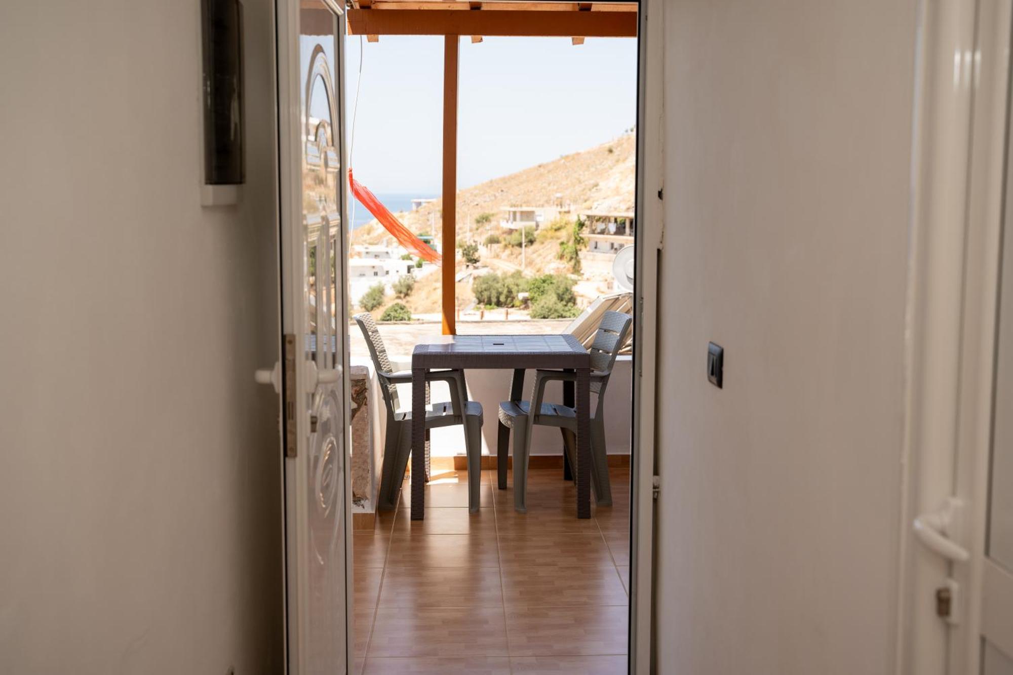 Laa Melossa Sarandë Buitenkant foto
